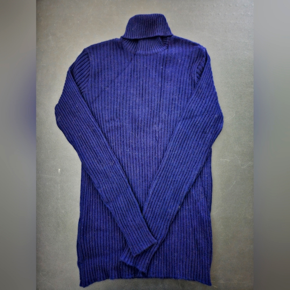 Cashmere by Pringle -  Navy Mock Turtleneck Sweater - Vintage NWOT